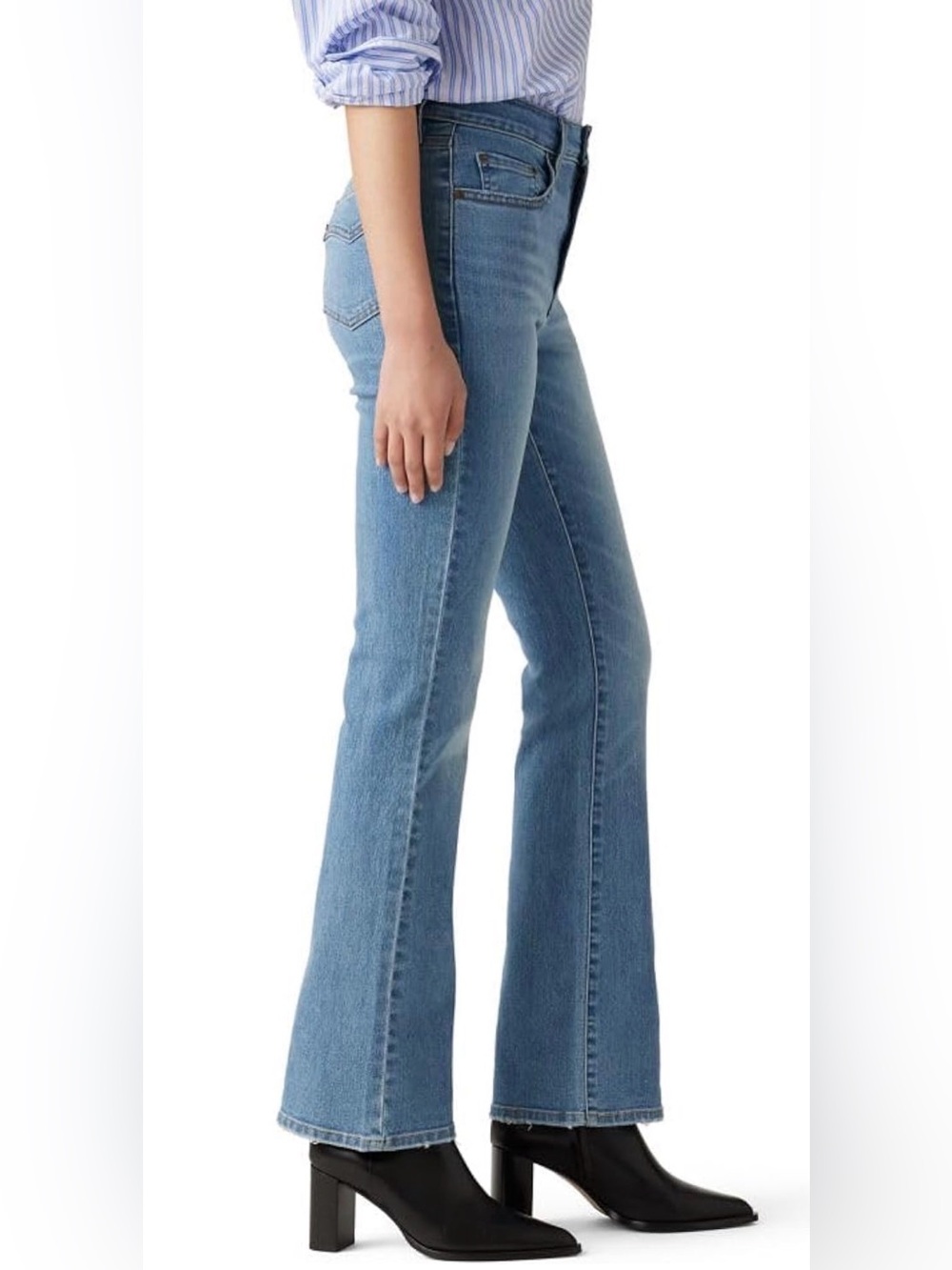 🆕 Levi’s - High Rise Bootcut Jeans - Picture 3 of 7